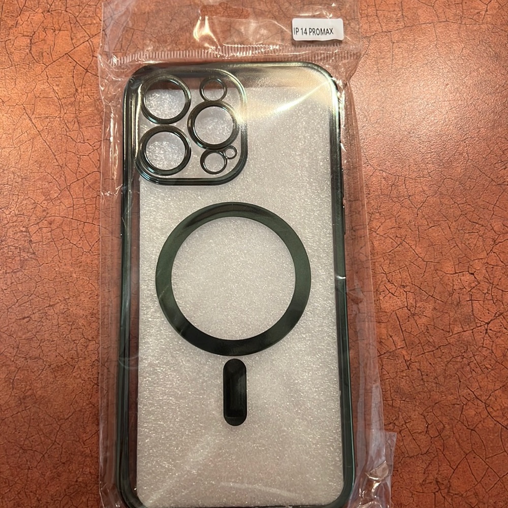 Green Clear Luxury MagSafe Case
